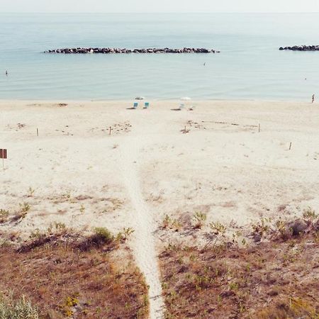 B&B Il Mare In Una Stanza 奥托纳 外观 照片