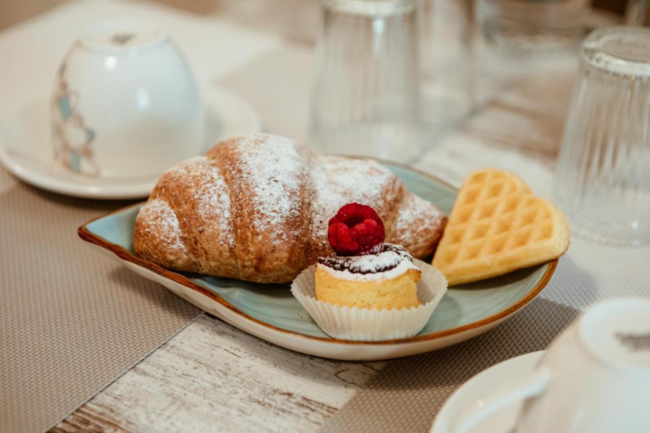 B&B Il Mare In Una Stanza 奥托纳 外观 照片