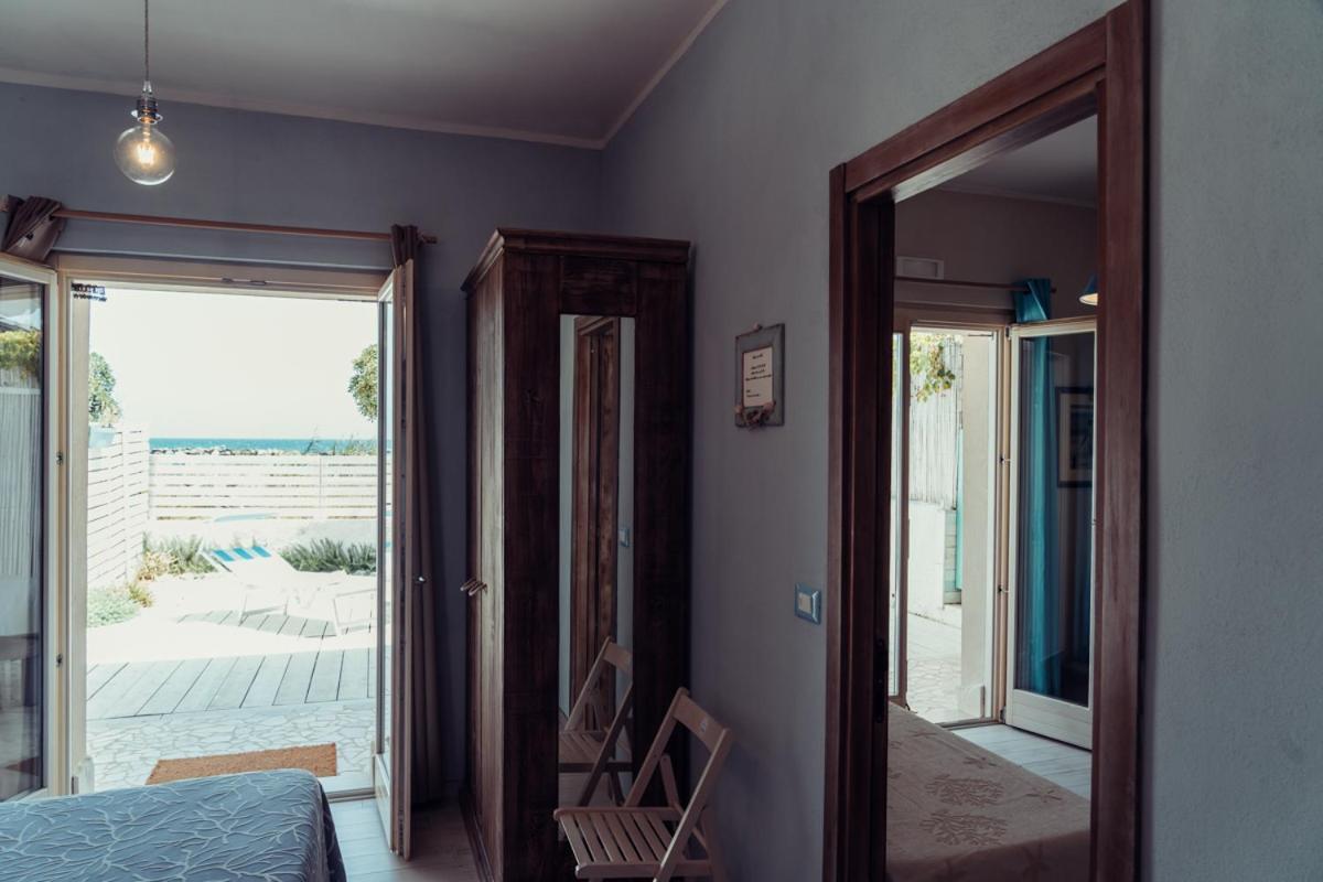 B&B Il Mare In Una Stanza 奥托纳 外观 照片